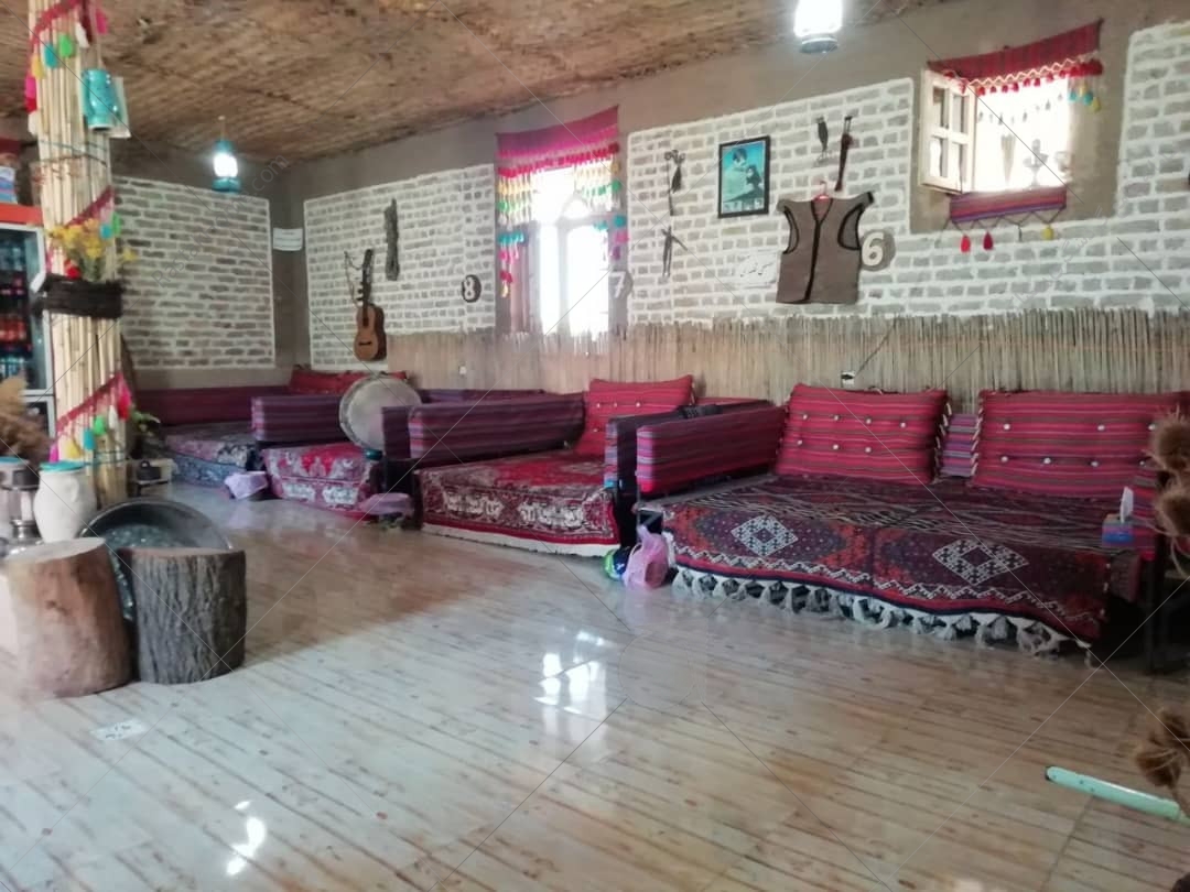 اتاق 15نفره بومگردی باباطاهر در ماکو روستای درویش کندی