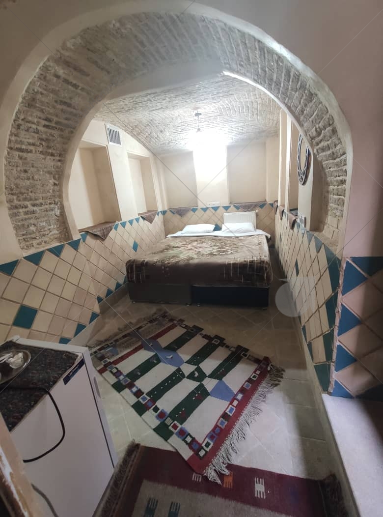 اتاق ۲ تخت در خانه تاریخی سپهری شیراز