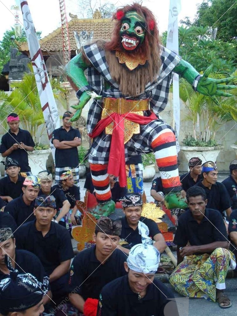مراسم روزه سکوت بالی