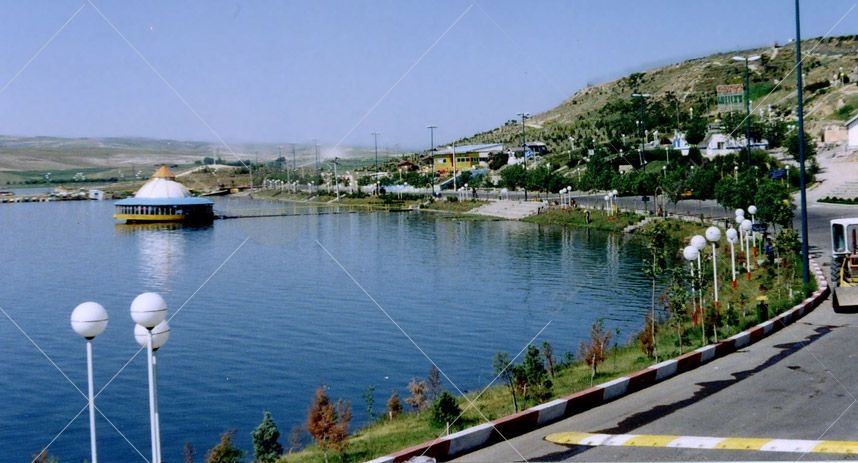 دریاچه شورابیل از جاذبه‌های طبیعی اردبیل است که قدمت آن بیش از دریاچه ارومیه است.