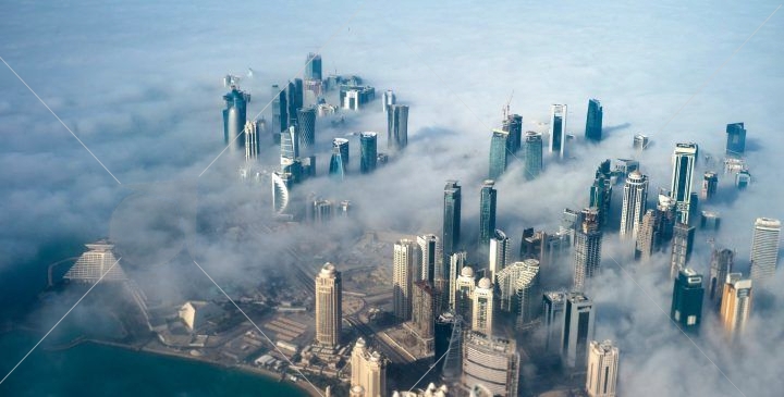 دوحه به عنوان شهر مدرن و پویا ساخته شده و گردشگران هر آنچه برای یک سفر لذت بخش نیاز دارنددر قطر مهیا می باشد. آرامش ، صحرا،سواحل شنی و همچنین هتل های لوکس در قطر در دسترس است.