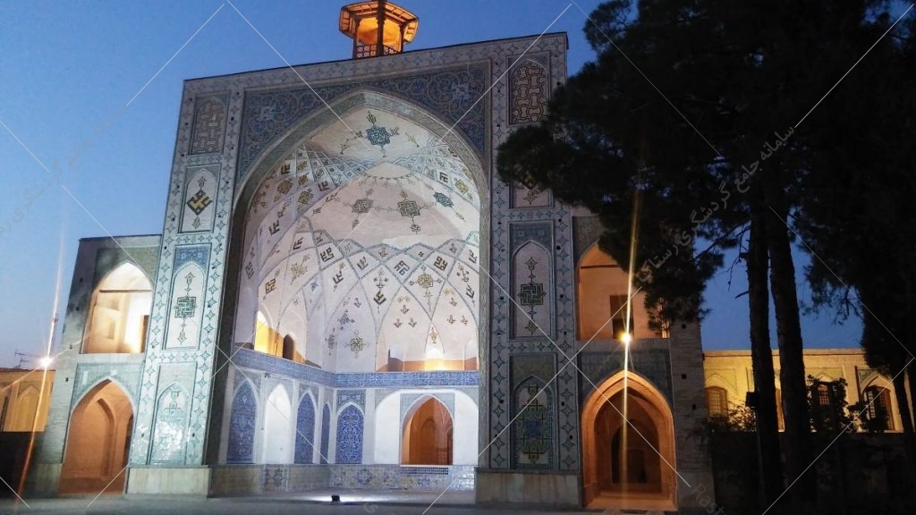 مسجد امام سمنان با نام‌های مسجد سلطان و مسجد شاه نیز شناخته می‌شود.
