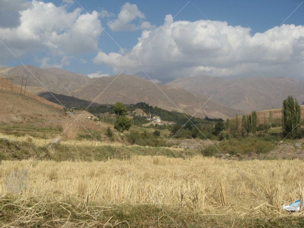 یکی از روستاهای مسیر الموت عکس از رستاک