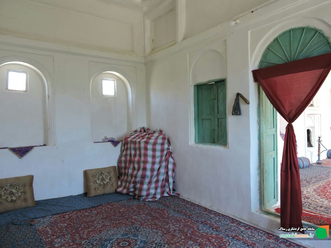 اتاق 3 اقامتگاه بومگردی خانه محمد خان سورمق درفارس ،آباده ،روستای باقرآباد
