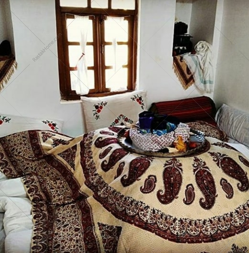 اتاق کرسی در بوم گردی خانه پدری در روستای خراشاد _بیرجند(با صبحانه)