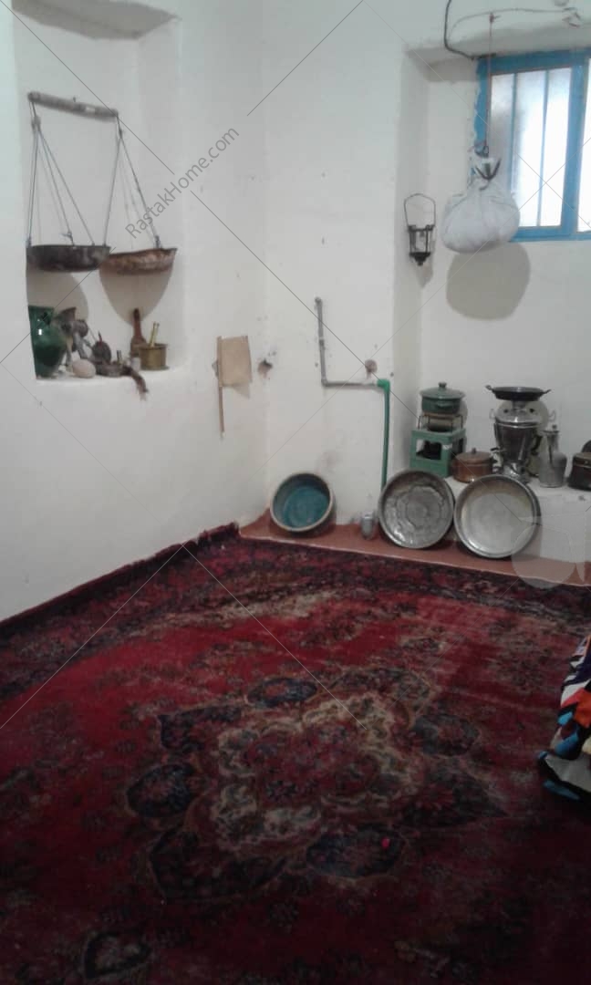 اتاق سه نفره سنتی بومگردی غریب خان در شهرستان داراب روستای خیرآباد