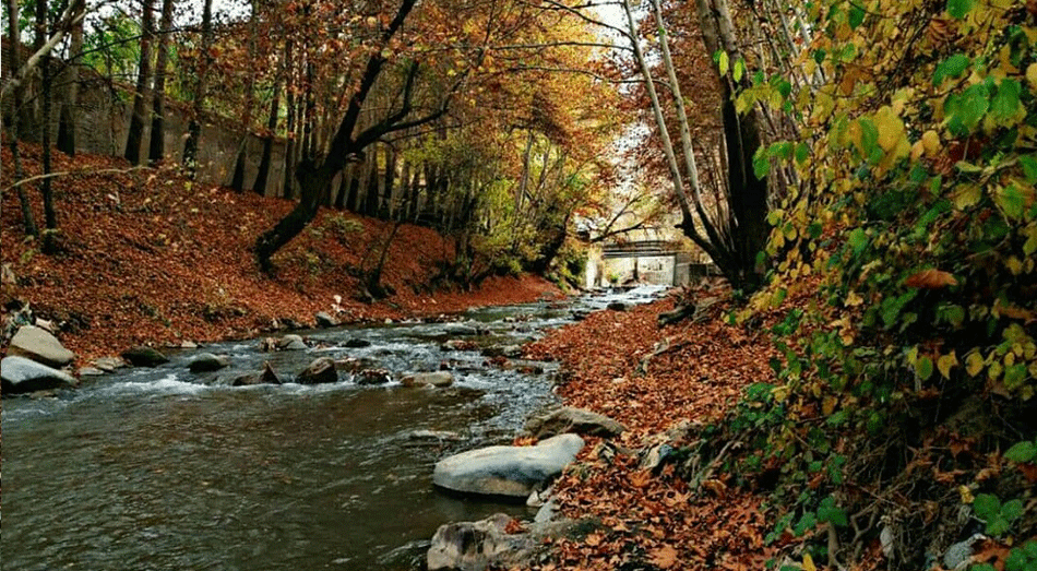 رود جاری در روستای کردان
