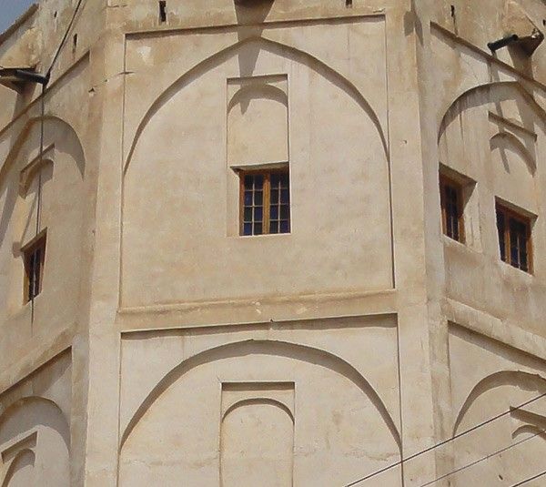 قلعه خورموج
خورموج در جنوب شرقی بندر بوشهر
