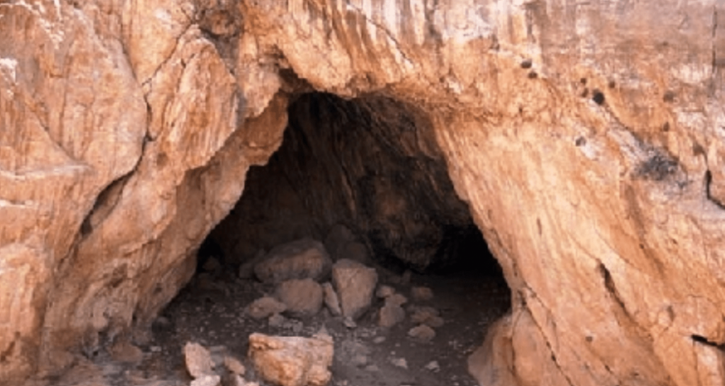 غار هفت خانه خلخال