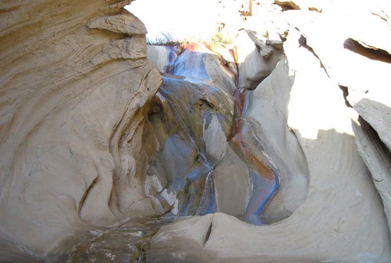 آبشار معدن سنگ